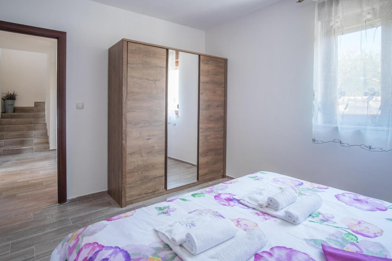 Villa Dijana East Linardici Ngoại thất bức ảnh