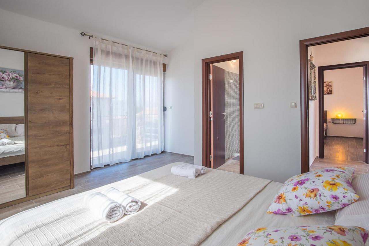 Villa Dijana East Linardici Ngoại thất bức ảnh